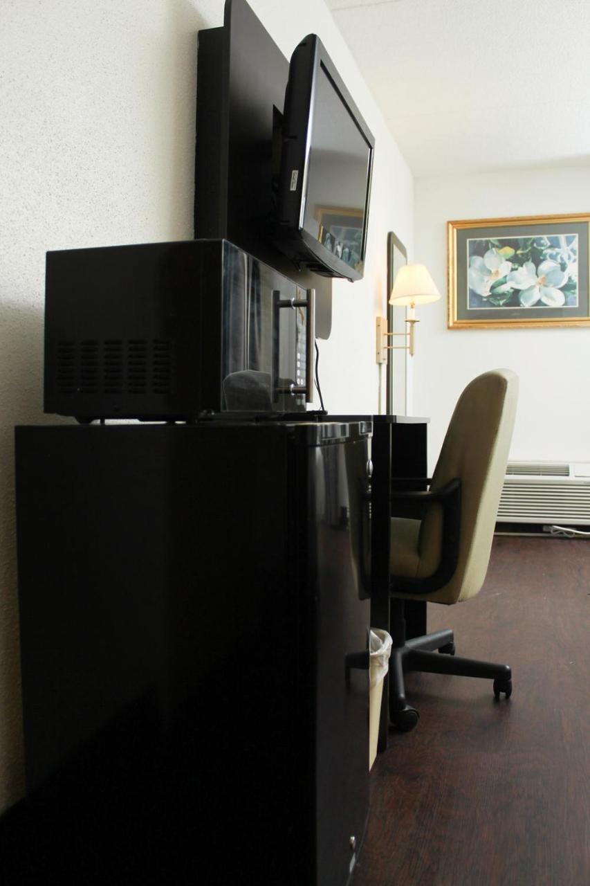 Kautilya Zanesville Hotel Екстериор снимка